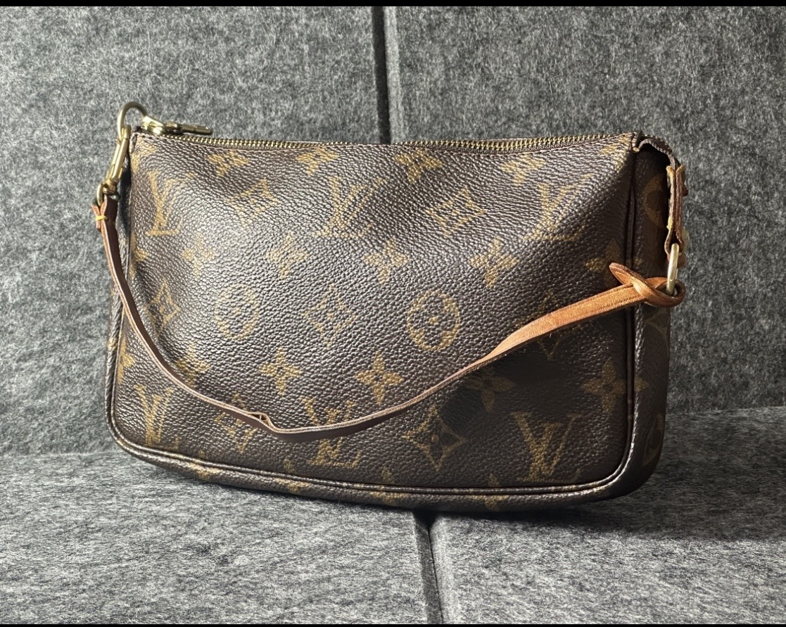 LV　バック