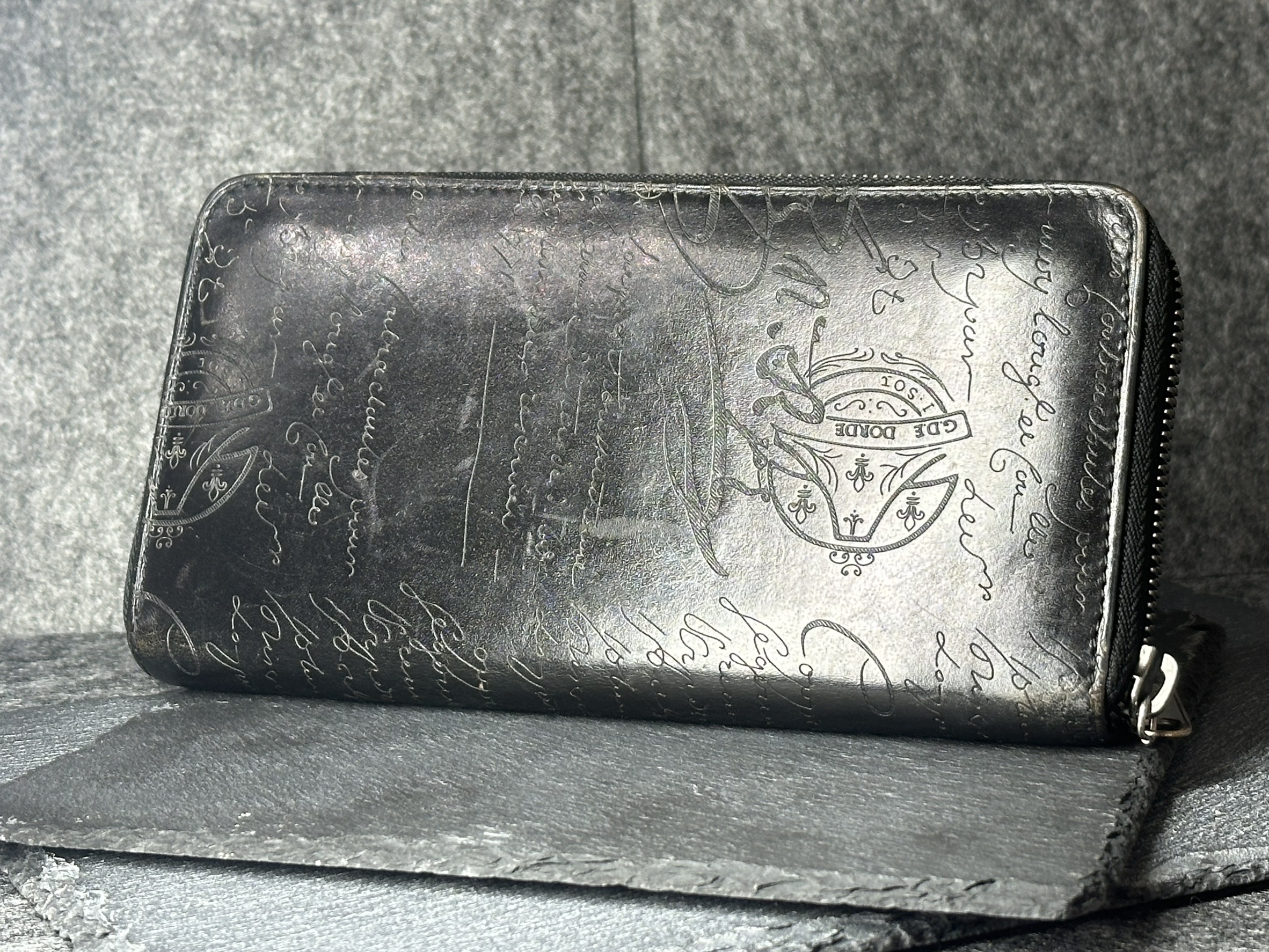 ベルルッティの財布