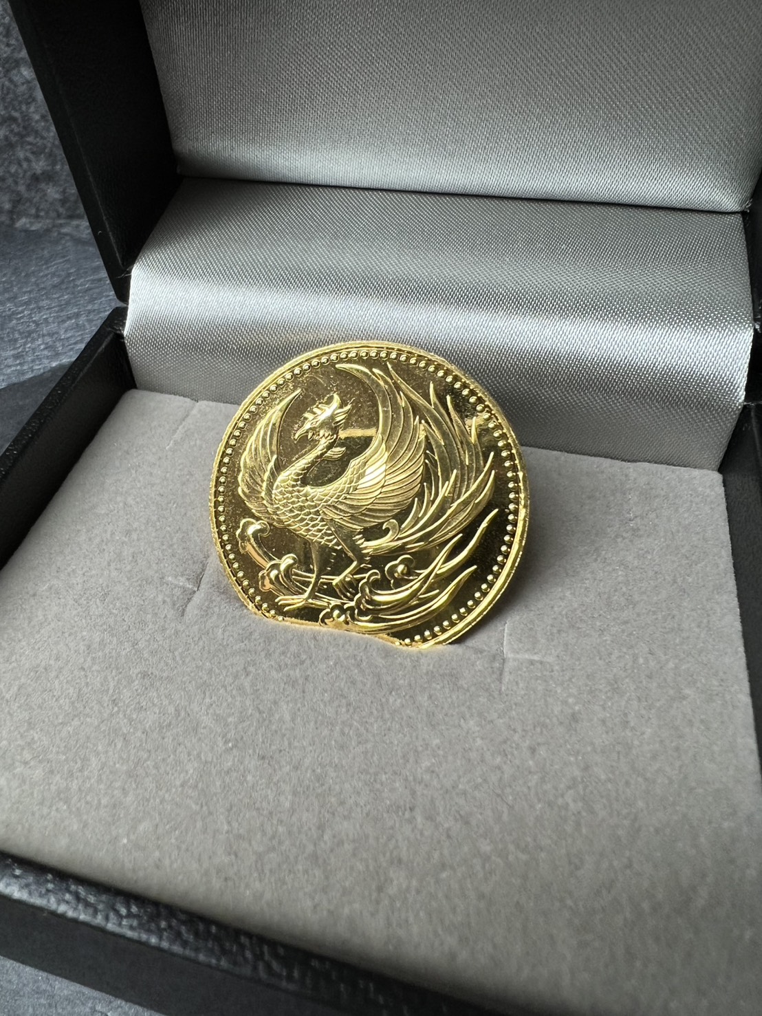 天皇陛下御在位60年記念10万円金貨　買取させていただきました！