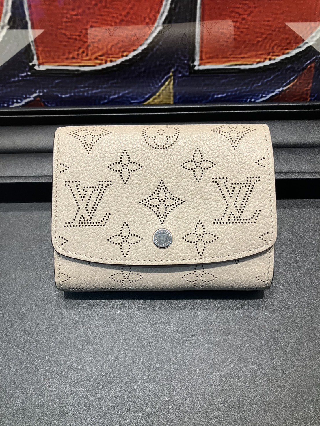LV二つ折り財布　買取させていただきました！