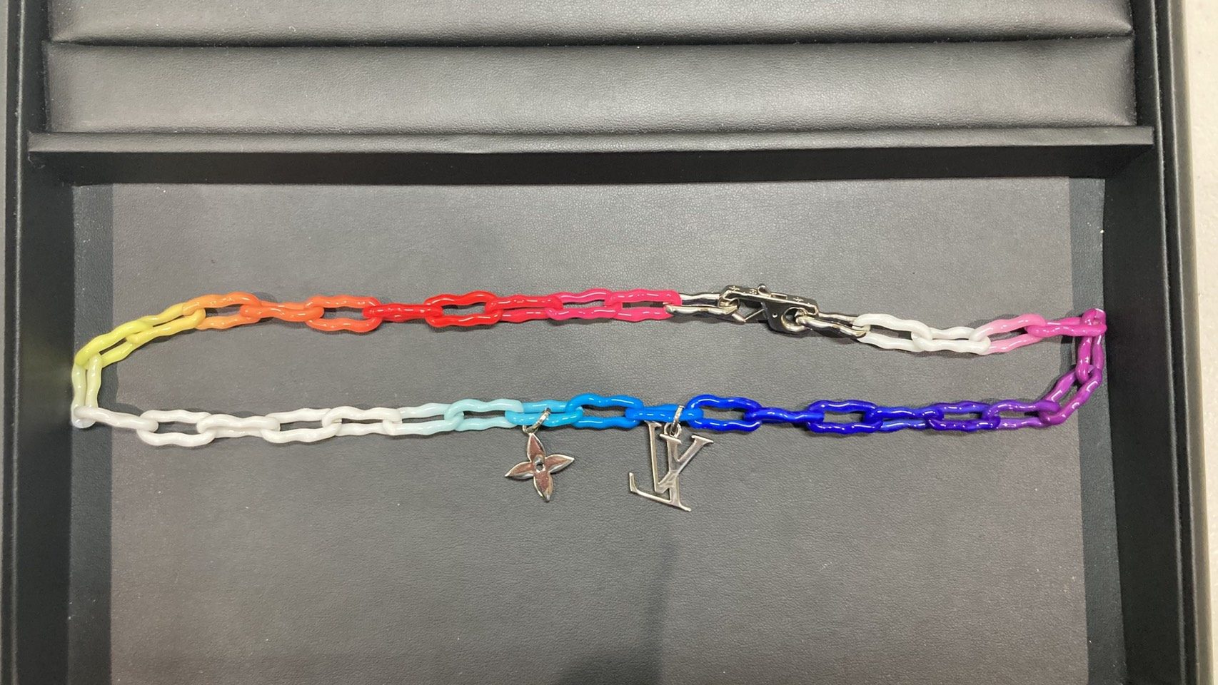 Louis Vuitton ネックレス買い取りさせていただきました。