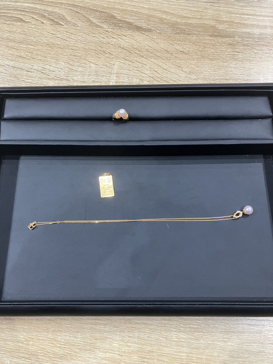 金製　アクセサリー