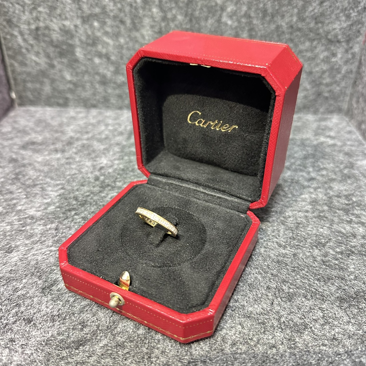 カルティエのリングをお買取りさせていただきました